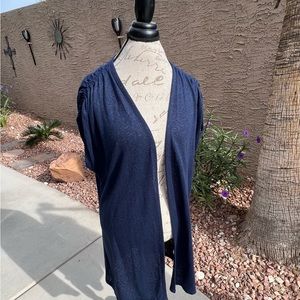 Short sleeve duster. Size 12/14. Lightweight. Time and True brand.